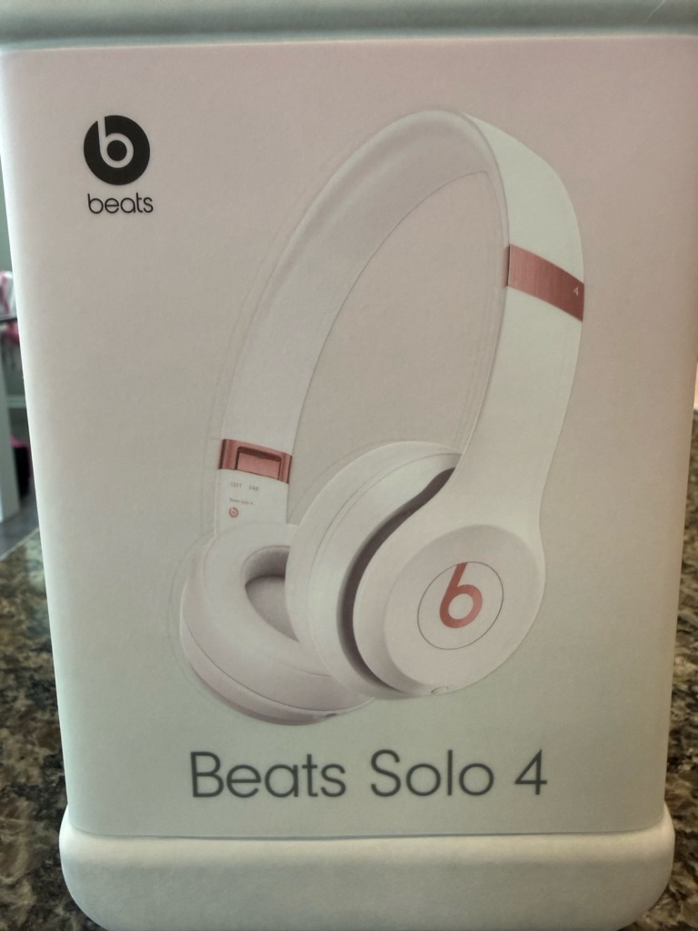 Beats Solo 4 Wireless Headphones - Cloud Pink with Rose Gold Accents